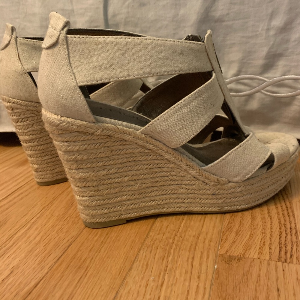 ♥️ Moda Spana Espadrille Wedges